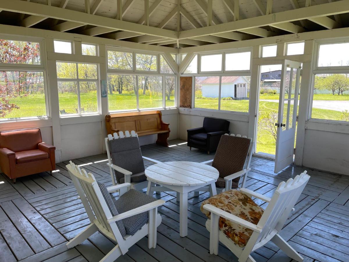 Le Couvent Apartment Sainte Anne des Monts