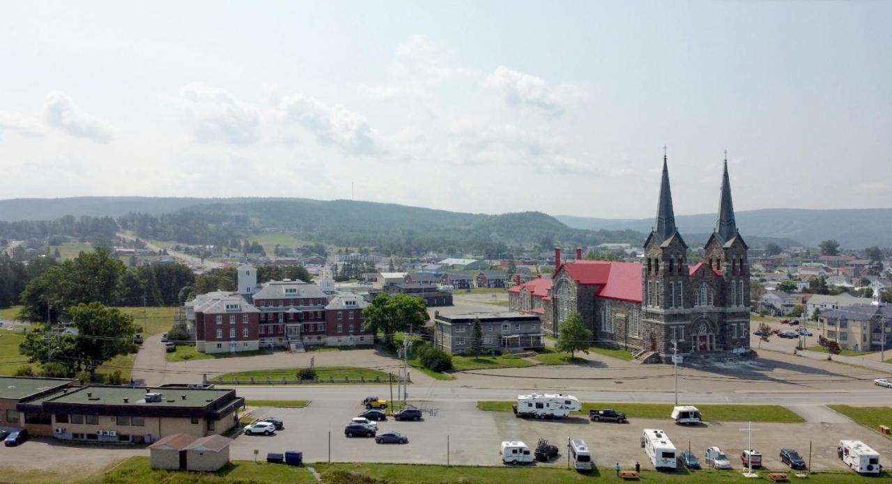 Le Couvent Sainte Anne des Monts